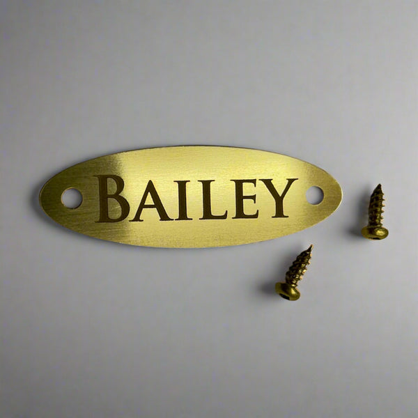 Oval brass saddle plate for horses saddle